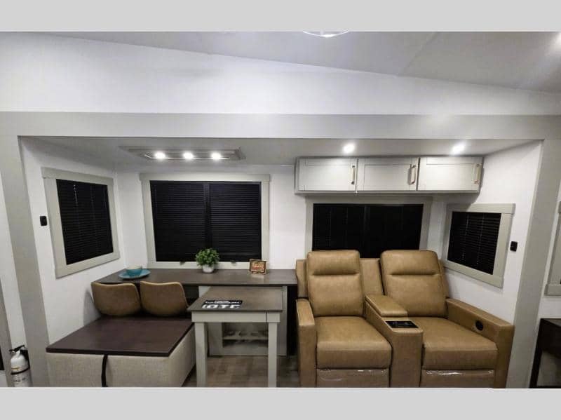 2026 Brinkley RV 2026 Brinkley RV Model Z - thumbnail 8