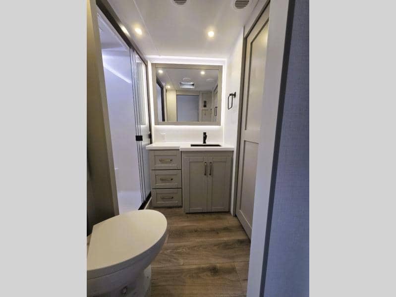 2026 Brinkley RV 2026 Brinkley RV Model Z - thumbnail 17