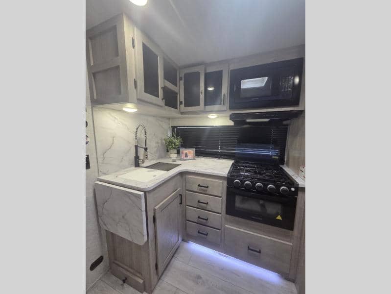 2024 East to West 2024 East to West Alta - thumbnail 10