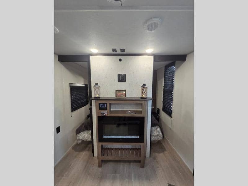 2026 Forest River 2026 Forest River Cherokee Grey Wolf - thumbnail 13