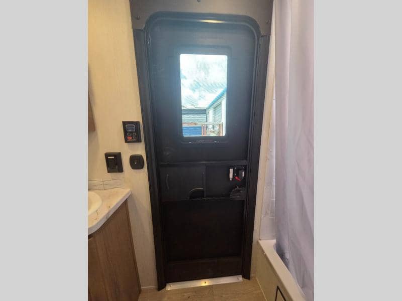 2026 Forest River 2026 Forest River Cherokee Grey Wolf - thumbnail 20