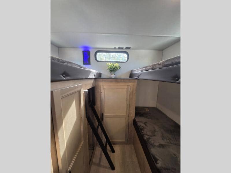 2026 Forest River 2026 Forest River Cherokee Grey Wolf - thumbnail 13