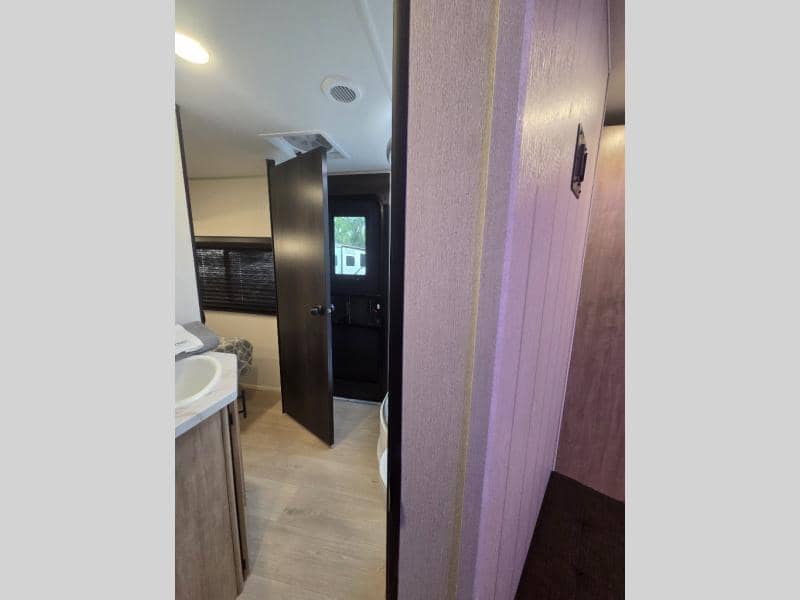 2026 Forest River 2026 Forest River Cherokee Grey Wolf - thumbnail 21