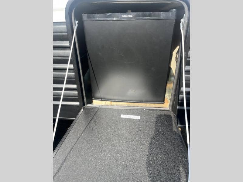 2025 Forest River 2025 Forest River Cherokee Wolf PUP Limited - thumbnail 7