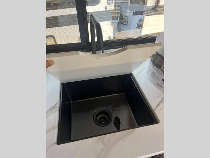 2025 Forest River 2025 Forest River Cherokee Wolf Pup - thumbnail 14