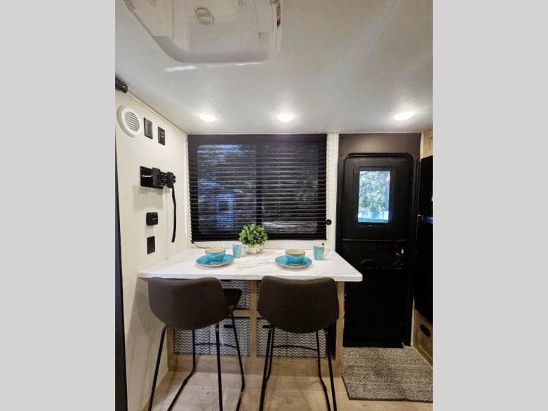 2026 Forest River 2026 Forest River Cherokee Wolf Pup - thumbnail 7