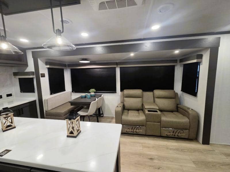 2026 Forest River 2026 Forest River Rockwood Signature - thumbnail 7