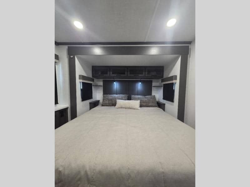 2026 Forest River 2026 Forest River Rockwood Signature - thumbnail 18