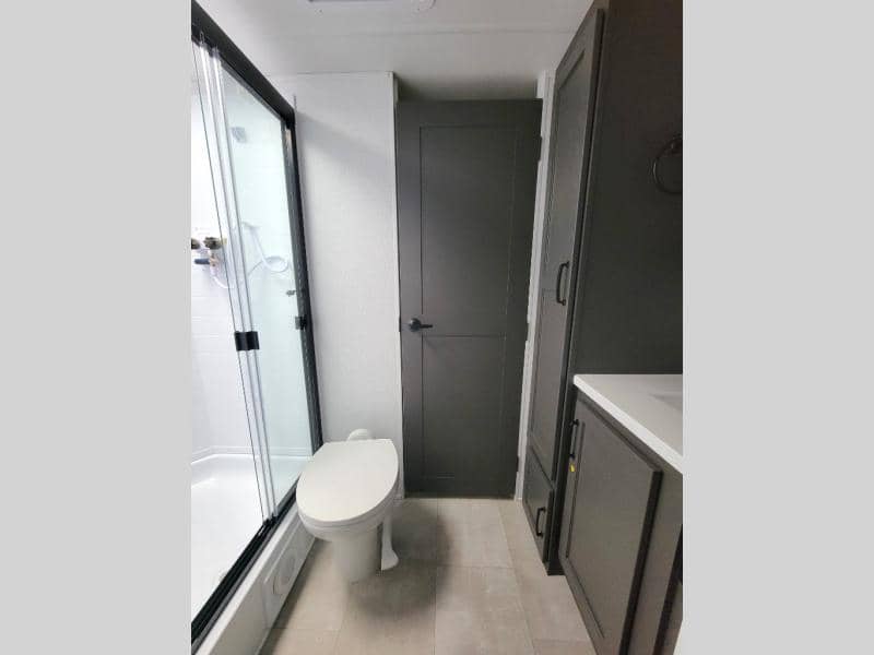 2025 Forest River 2025 Forest River Rockwood Ultra Lite - thumbnail 13