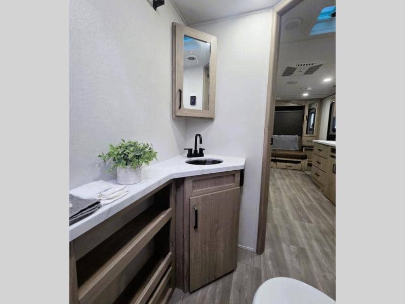 2026 Grand Design 2026 Grand Design Imagine - thumbnail 15