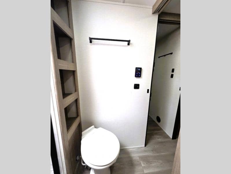 2026 Grand Design 2026 Grand Design Imagine - thumbnail 14