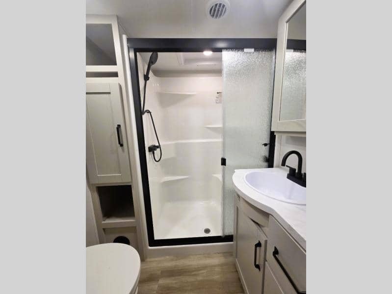 2026 Grand Design 2026 Grand Design Reflection - thumbnail 15