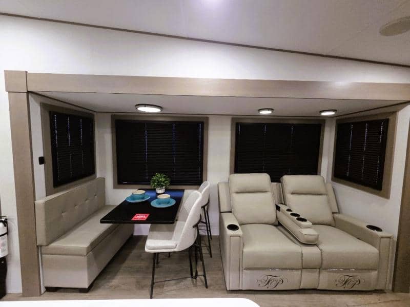 2026 Grand Design 2026 Grand Design Reflection - thumbnail 7