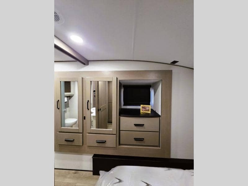 2026 Grand Design 2026 Grand Design Reflection - thumbnail 18