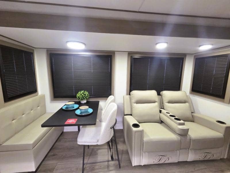 2026 Grand Design 2026 Grand Design Reflection - thumbnail 7