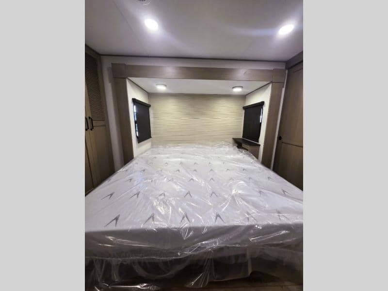 2026 Grand Design 2026 Grand Design Reflection - thumbnail 18