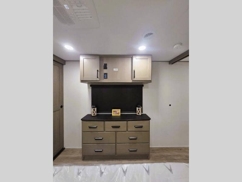 2026 Grand Design 2026 Grand Design Reflection - thumbnail 20