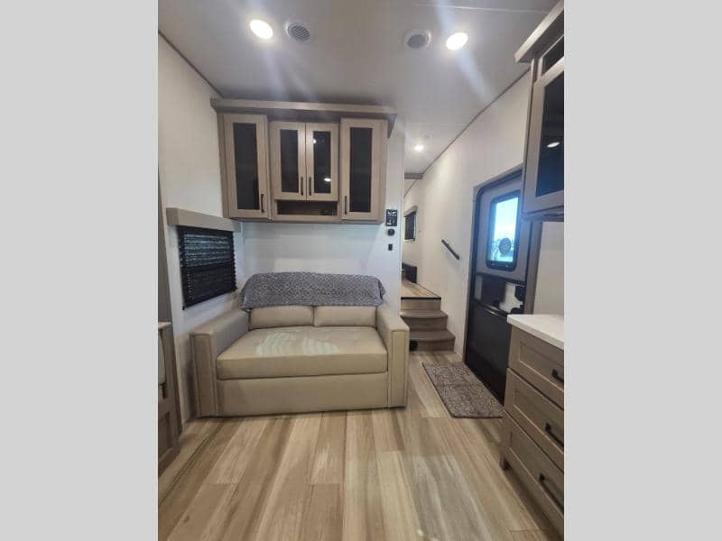 2026 Grand Design 2026 Grand Design Reflection 100 Series - thumbnail 10