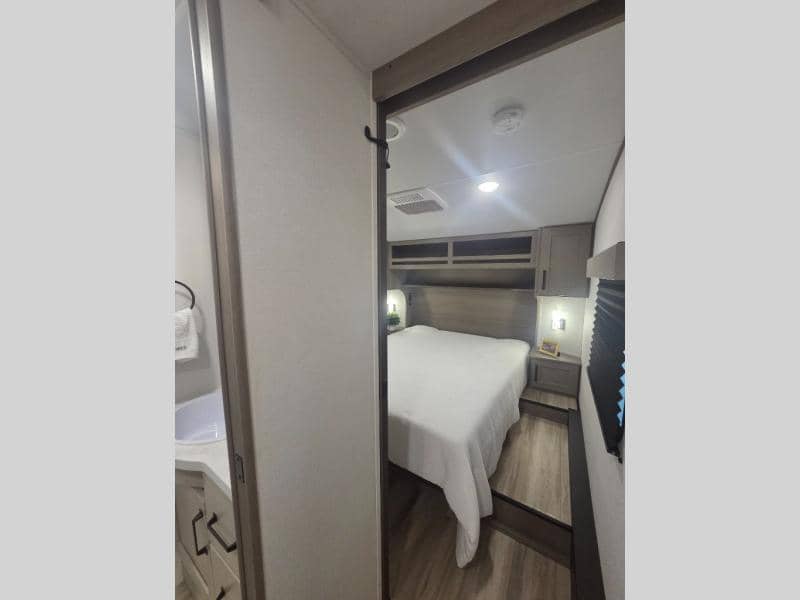 2026 Grand Design 2026 Grand Design Reflection 100 Series - thumbnail 19