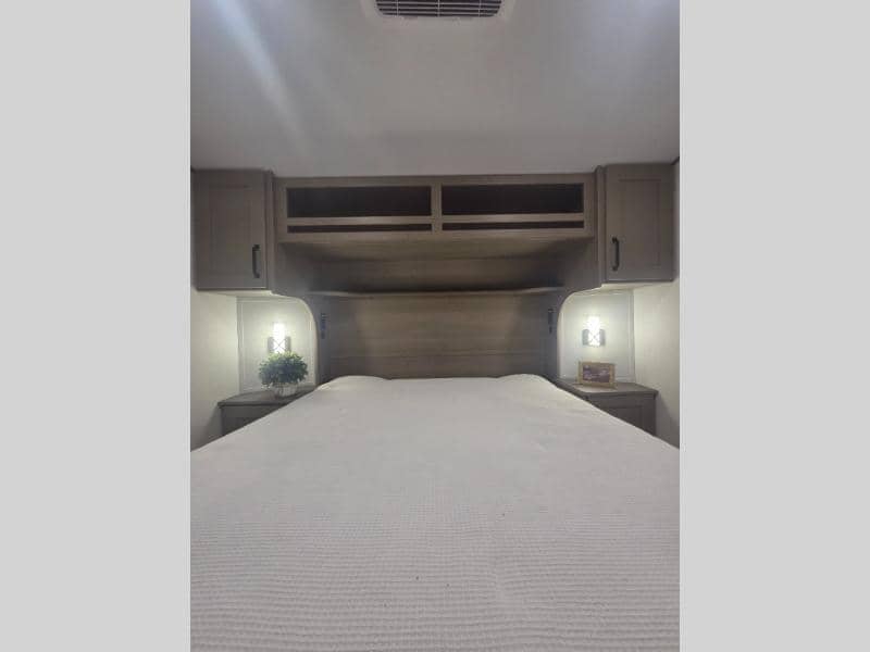 2026 Grand Design 2026 Grand Design Reflection 100 Series - thumbnail 21