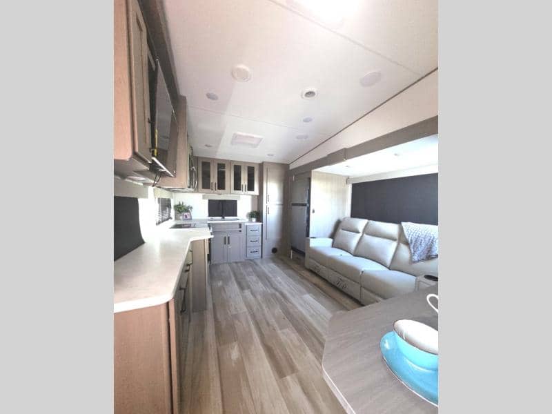 2026 Grand Design 2026 Grand Design Reflection 150 Series - thumbnail 6