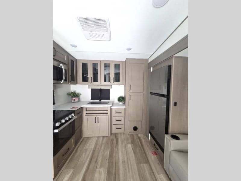 2026 Grand Design 2026 Grand Design Reflection 150 Series - thumbnail 8