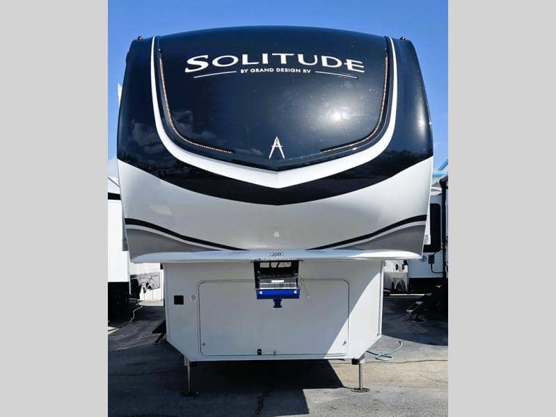 2026 Grand Design 2026 Grand Design Solitude - thumbnail 3