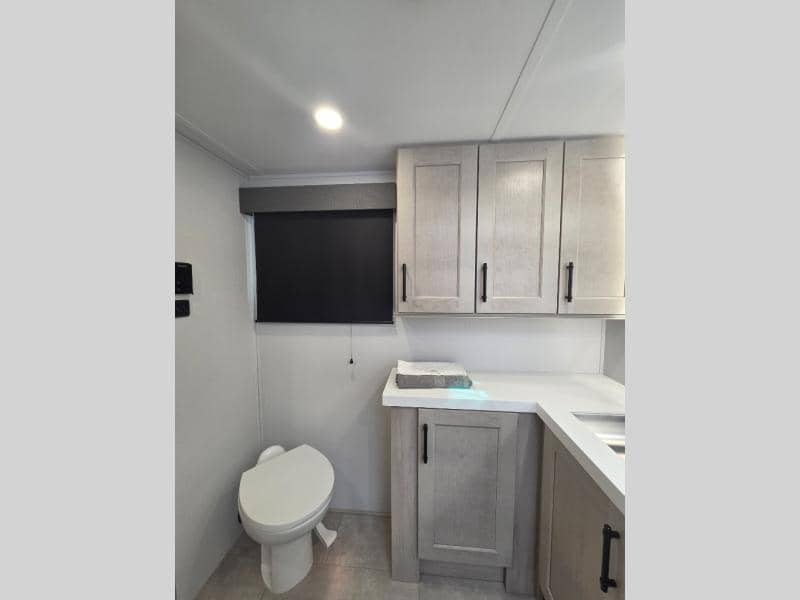 2026 Grand Design 2026 Grand Design Solitude - thumbnail 18