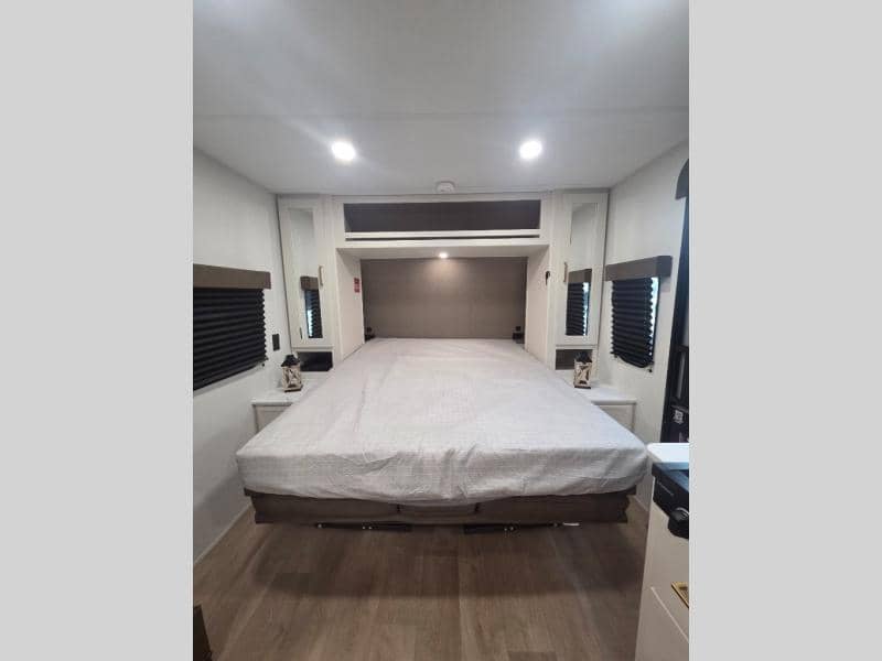 2026 Grand Design 2026 Grand Design Transcend - thumbnail 10