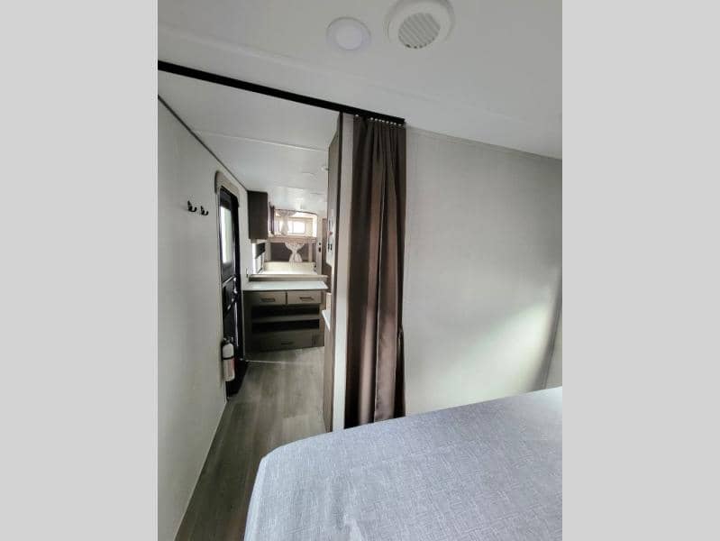 2025 Grand Design 2025 Grand Design Transcend - thumbnail 18