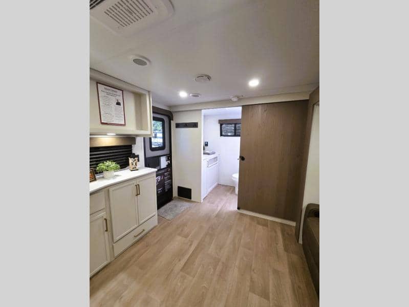 2026 Grand Design 2026 Grand Design Transcend Xplor - thumbnail 9