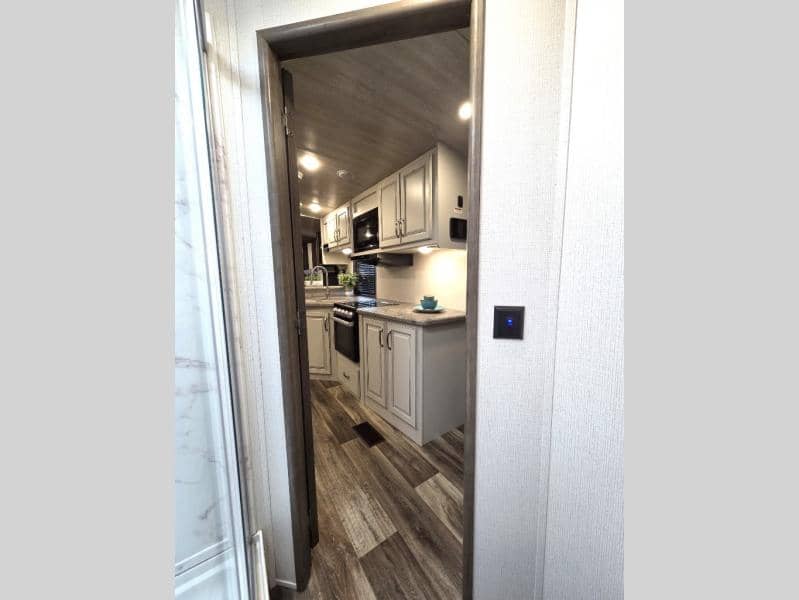 2023 Keystone RV 2023 Keystone RV Keystone Cougar - thumbnail 16