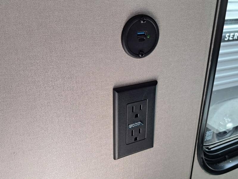 2026 Coachmen 2026 Coachmen Catalina Summit Series 7 - thumbnail 13