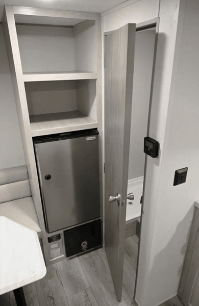 2026 Coachmen 2026 Coachmen Catalina Summit Series 7 - thumbnail 42