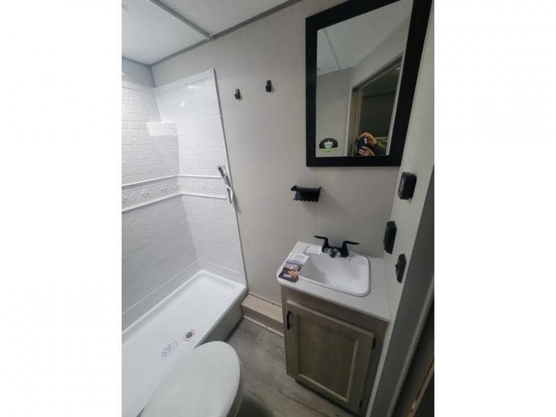 2026 Coachmen 2026 Coachmen Catalina Summit Series 8 - thumbnail 18