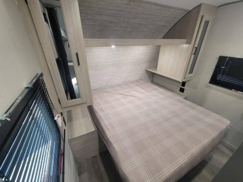 2026 Coachmen 2026 Coachmen Catalina Summit Series 8 - thumbnail 20