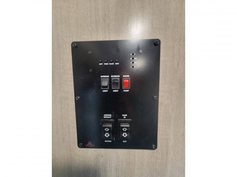 2026 Coachmen 2026 Coachmen Catalina Summit Series 8 - thumbnail 22