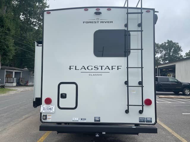 2026 Forest River 2026 Forest River Flagstaff Classic - thumbnail 4