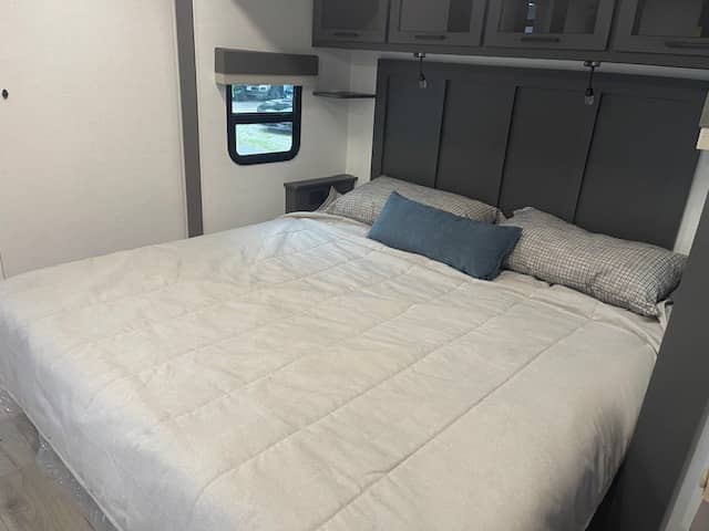 2026 Forest River 2026 Forest River Flagstaff Classic - thumbnail 13