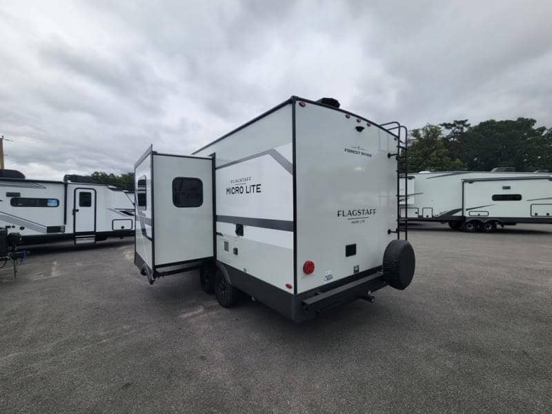 2026 Forest River 2026 Forest River Flagstaff Micro Lite - thumbnail 5