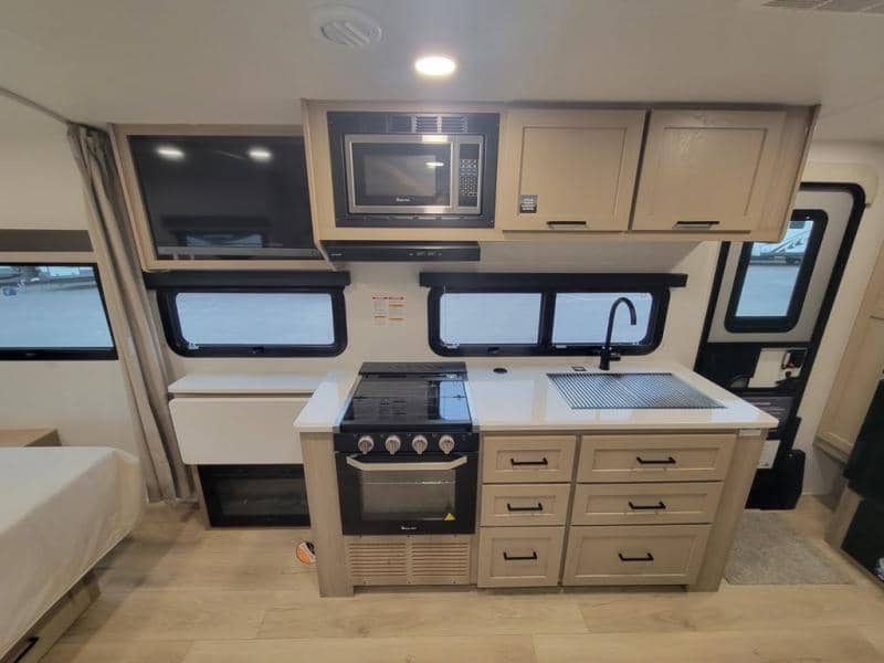 2026 Forest River 2026 Forest River Flagstaff Micro Lite - thumbnail 9