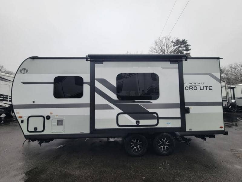 2026 Forest River 2026 Forest River Flagstaff Micro Lite - thumbnail 3