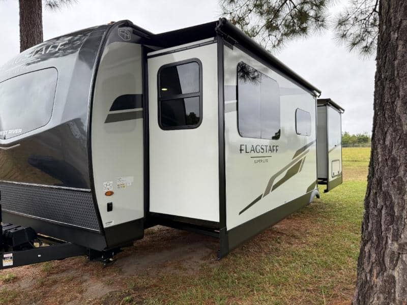 2026 Forest River 2026 Forest River Flagstaff Super Lite - thumbnail 4