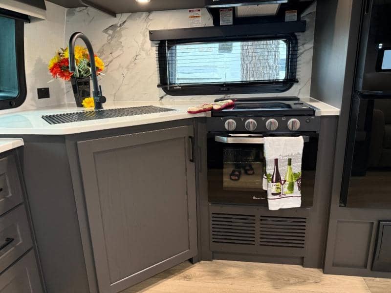 2026 Forest River 2026 Forest River Flagstaff Super Lite - thumbnail 10