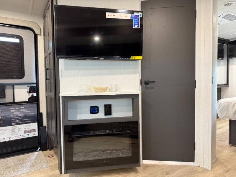 2026 Forest River 2026 Forest River Flagstaff Super Lite - thumbnail 17