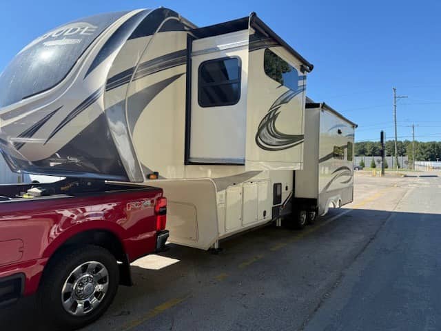 2020 Grand Design 2020 Grand Design Solitude - thumbnail 4