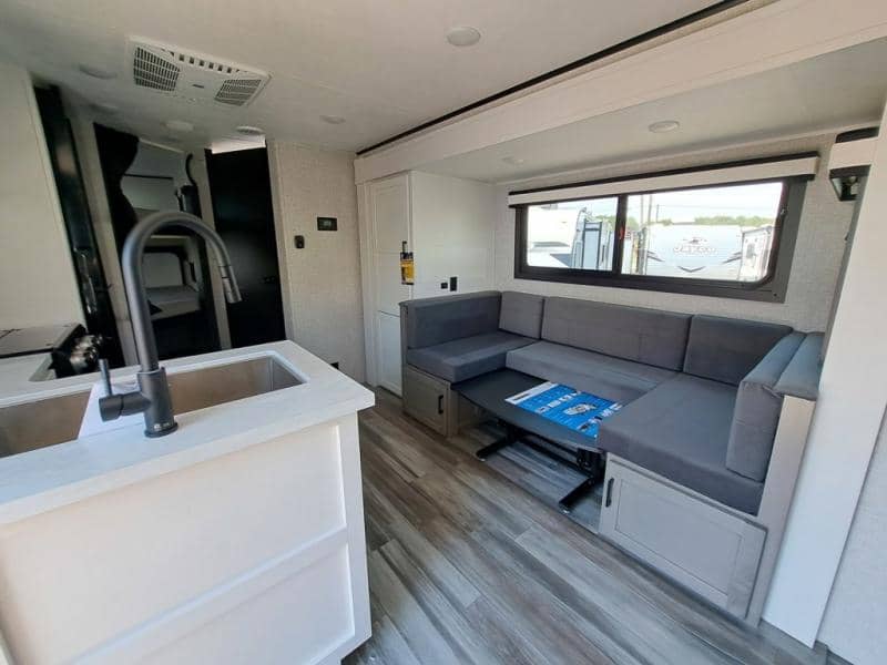 2025 Jayco 2025 Jayco Jay Feather - thumbnail 8