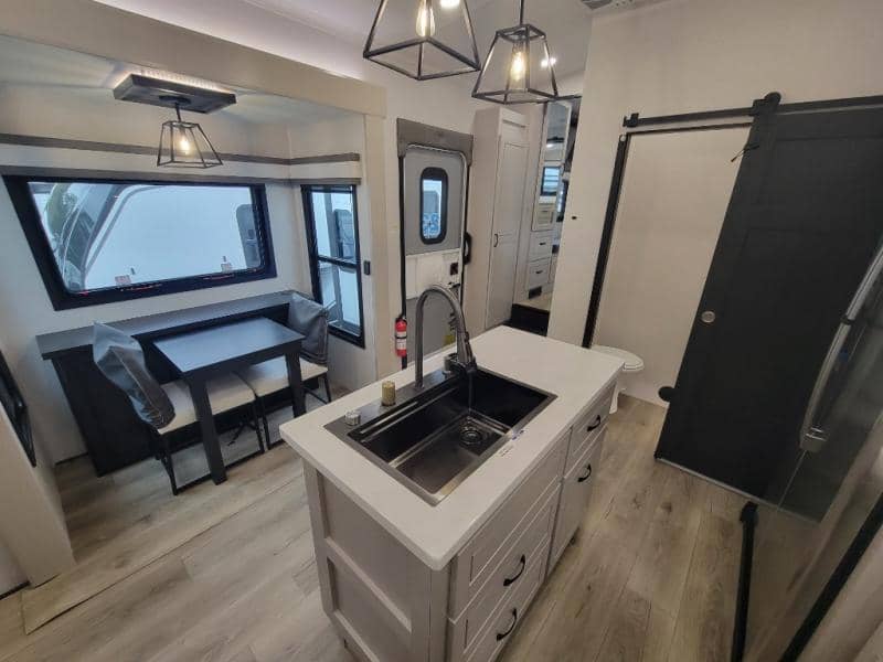 2026 Jayco 2026 Jayco North Point - thumbnail 8