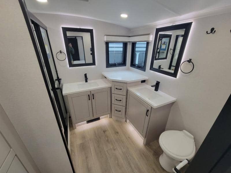 2026 Jayco 2026 Jayco North Point - thumbnail 18