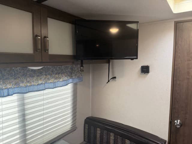 2020 Keystone RV 2020 Keystone RV Passport - thumbnail 13